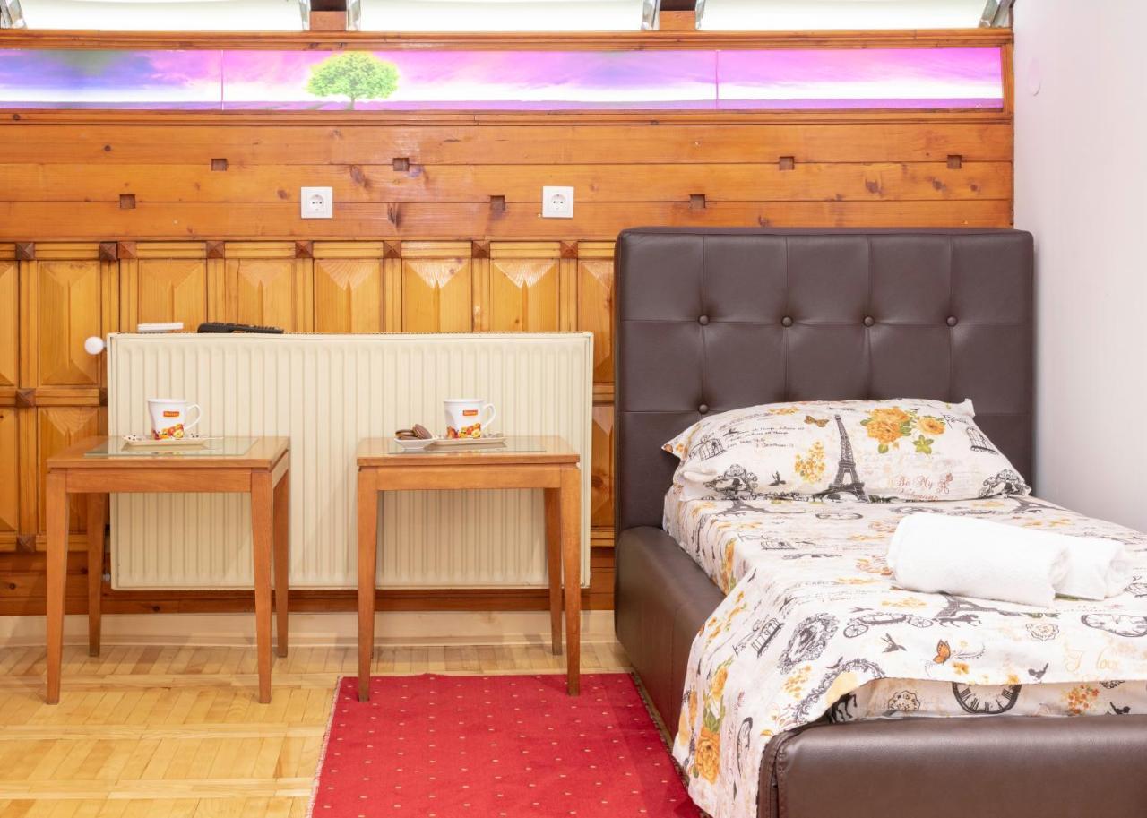 Fortezza Rooms Nis Exterior foto
